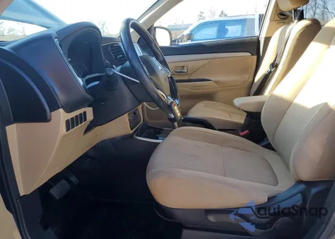 2018 Mitsubishi Outlander Se z USA, uszkodzony, nr VIN JA4AD3A33JZ049669